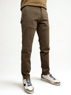 Pantalone Chino Dark Mud Lyle & Scott - Seipuntozerostore