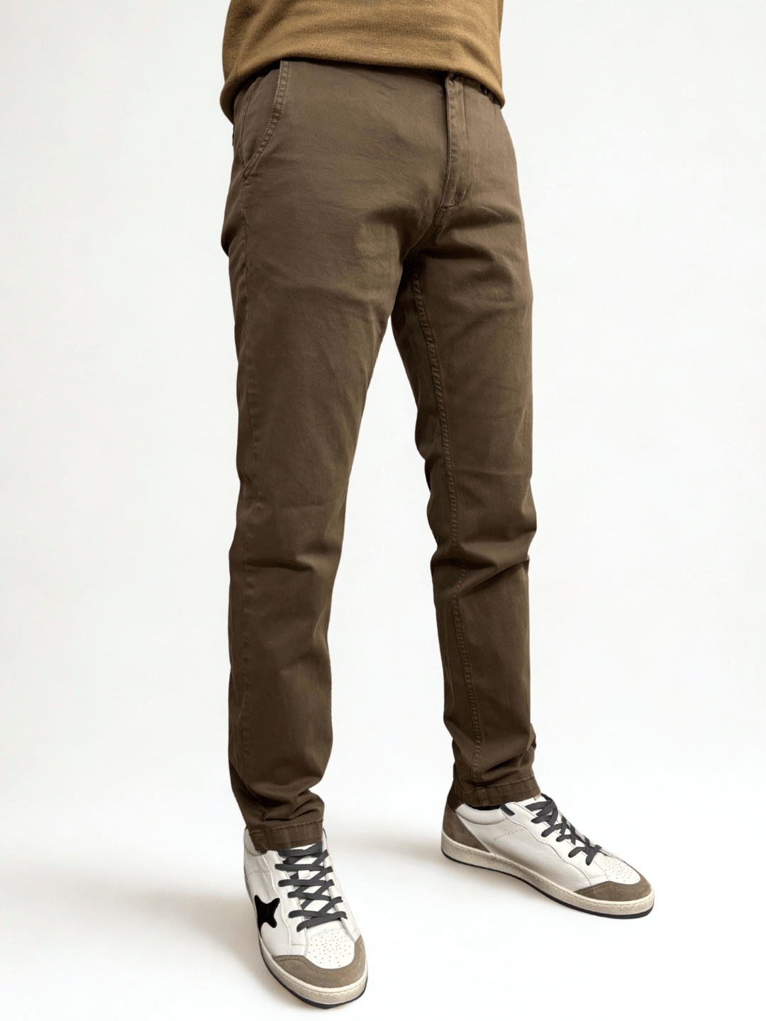 Pantalone Chino Dark Mud Lyle & Scott - Seipuntozerostore