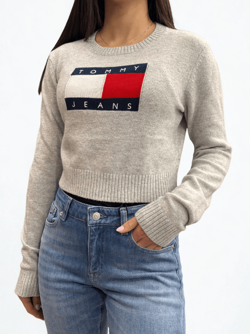 Pullover slim fit con paillettes e bandiera grigio Tommy Jeans - Seipuntozerostore