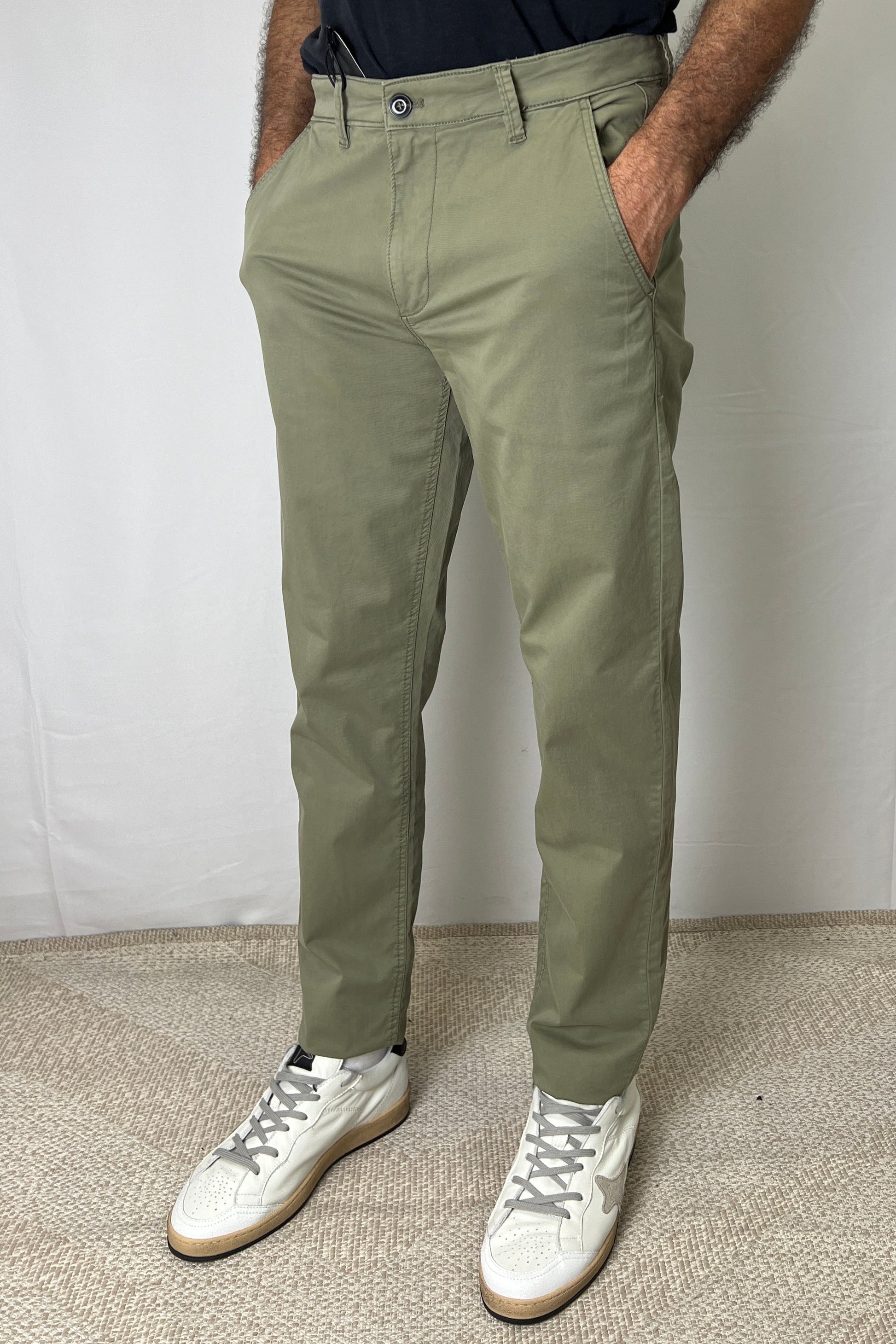 Pantalone Chino Salvia Lyle & Scott - Seipuntozerostore