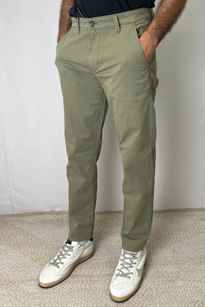 Pantalone Chino Salvia Lyle & Scott - Seipuntozerostore