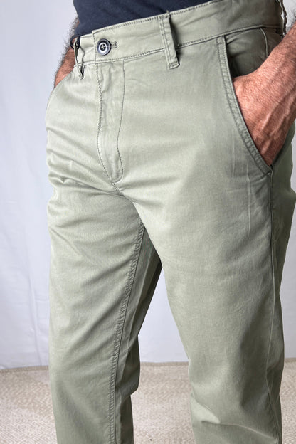Pantalone Chino Salvia Lyle & Scott - Seipuntozerostore