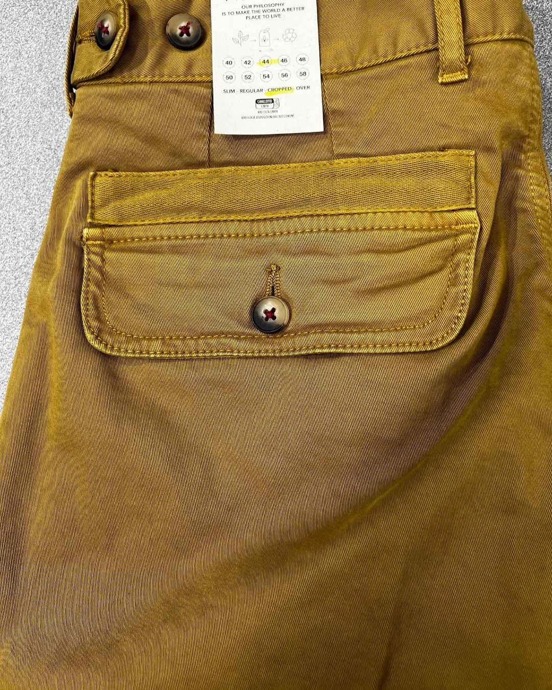 Pantalone Cropped Arachide Berna - Seipuntozerostore