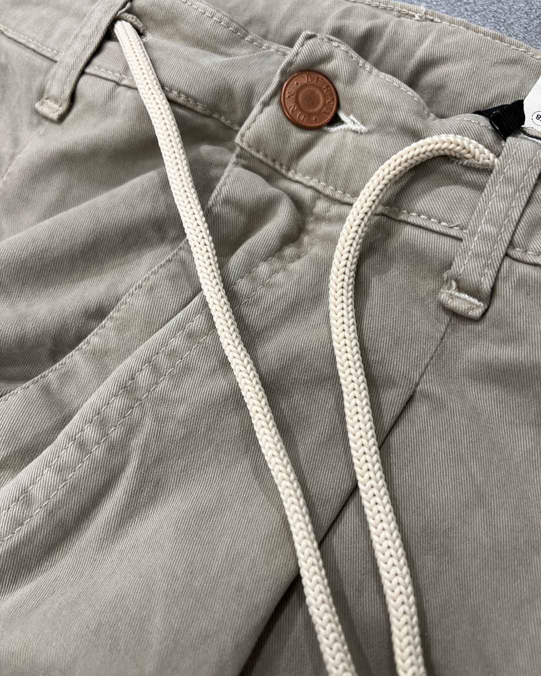 Pantalone Cropped Beige Berna - Seipuntozerostore