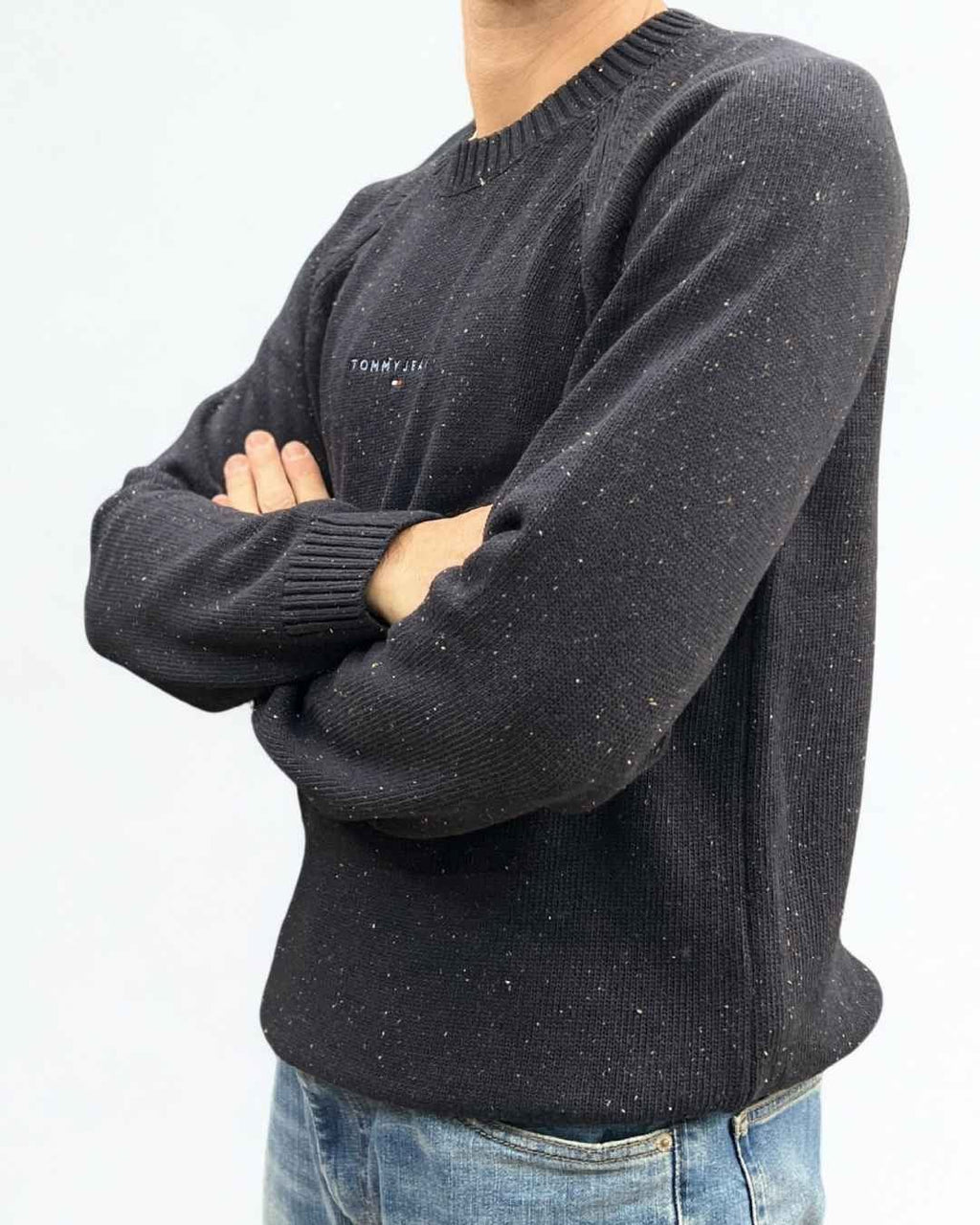 Pullover slim fit con logo lineare Tommy Jeans - Seipuntozerostore