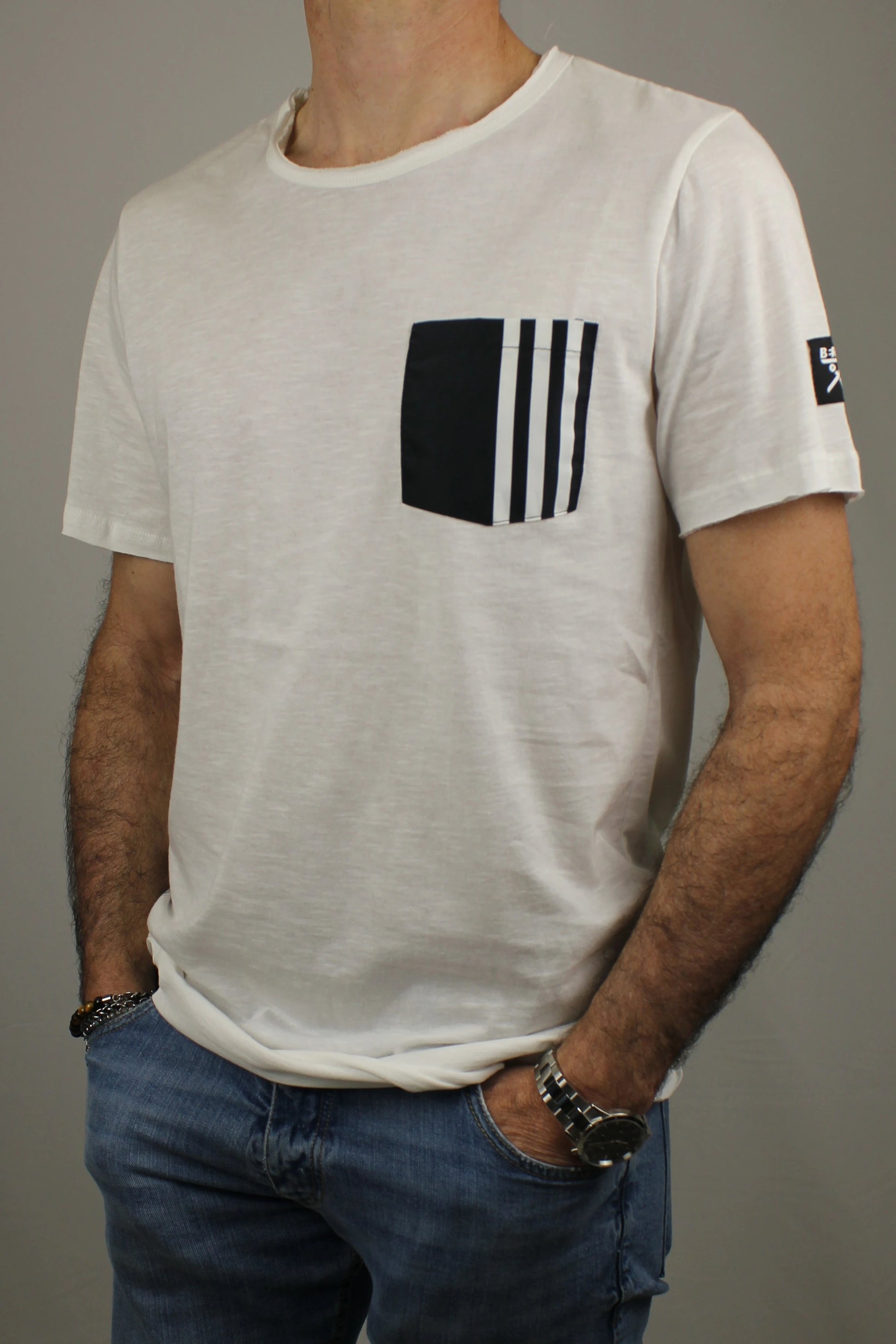 T-shirt con taschino Berna - Seipuntozerostore