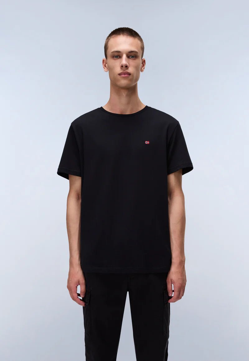 T-shirt a Maniche Nero Corte Salis in Jersey Napapijri - Seipuntozerostore