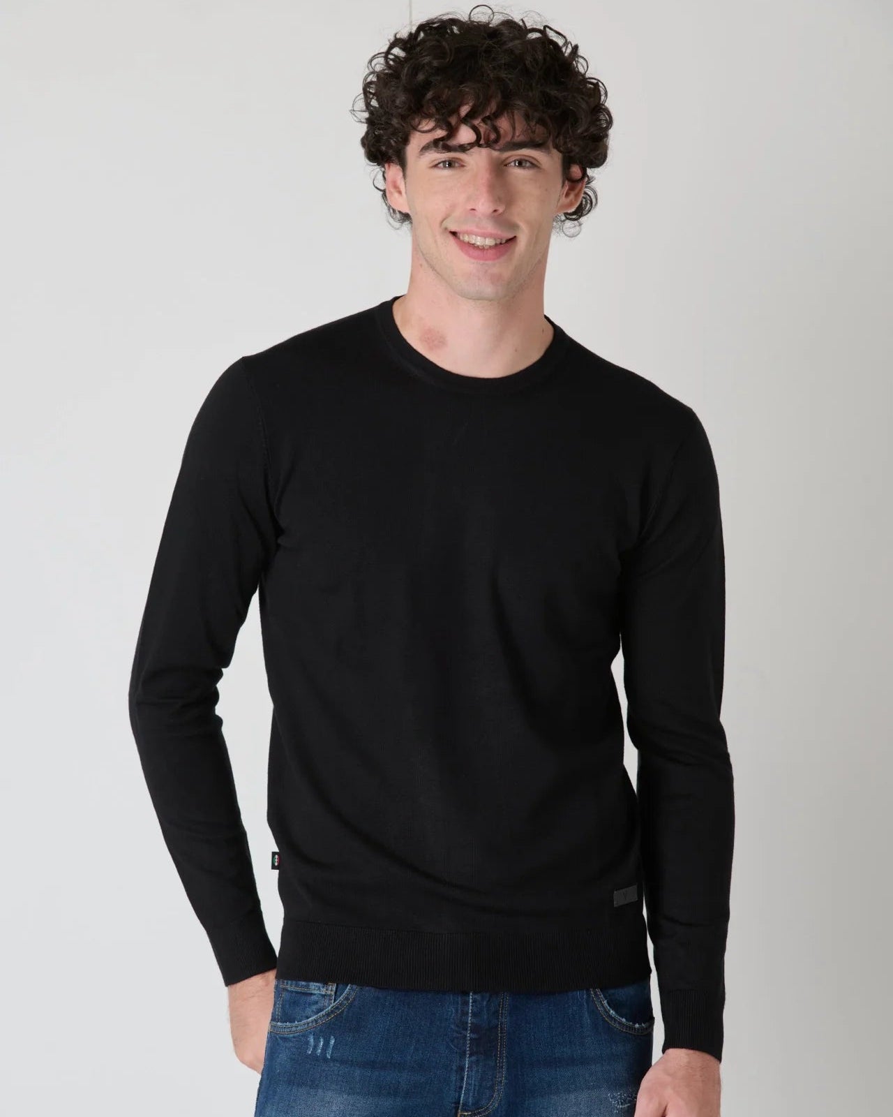 Maglione Girocollo in viscosa Nero V2 brand - Seipuntozerostore