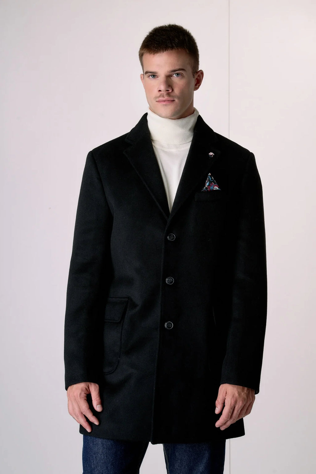 Cappotto Monopetto Sartoriale Nero in lana con pochette e fodera interna in Tessuto V2 - Seipuntozerostore