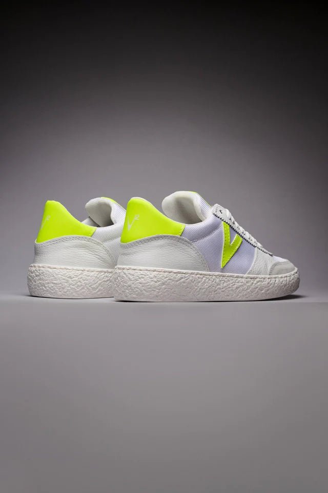 PROMO - 30% NEL CARRELLO Sneakers a suola bassa con inserti gommati giallo fluo V2 Brand - Seipuntozerostore