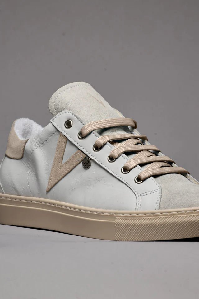 Sneakers a suola bassa Bianca con retro e inserto scamosciato Sabbia V2 - Seipuntozerostore