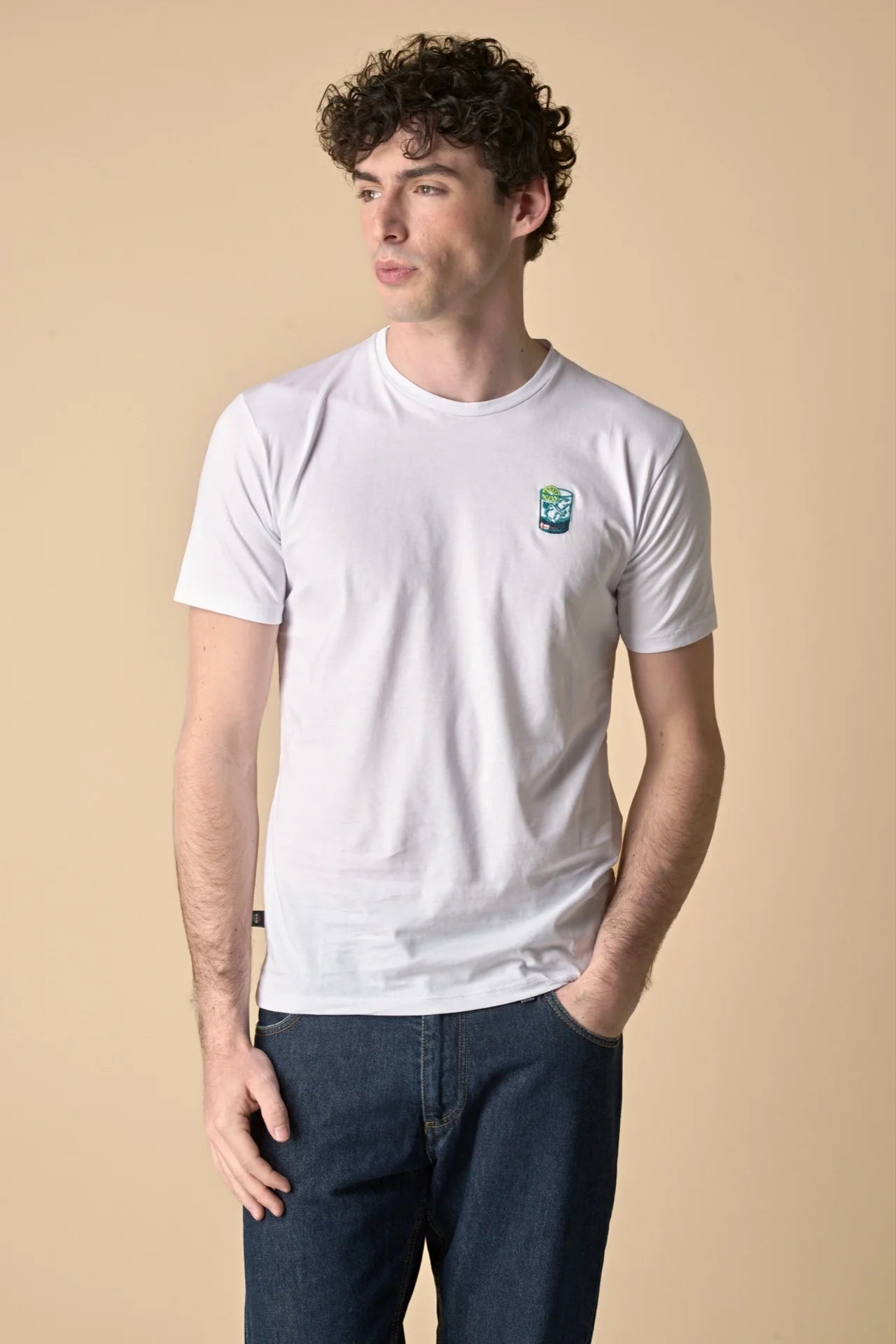 T-Shirt Bianca con ricamo Gin Tonic e stampa sul retro V2 - Seipuntozerostore