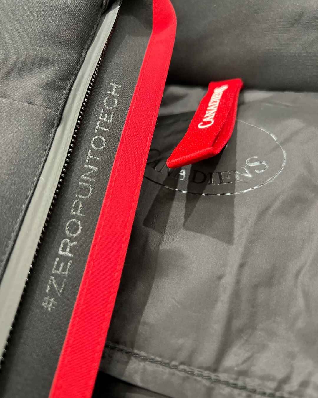 Giacca 0.1 TECH Nero Canadiens - Seipuntozerostore